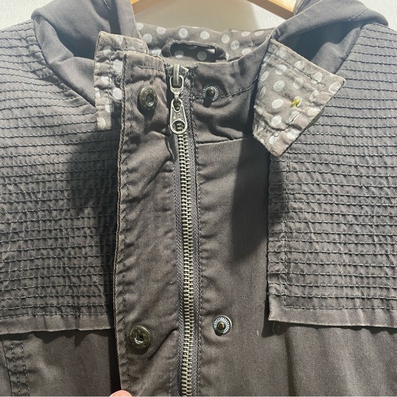 Kismet beige/grey zip snap hooded jacket women’s size M - Picture 11 of 16